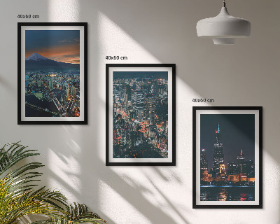 Conjunto de 3 quadros com moldura Vista da cidade a partir da montanha à noite.