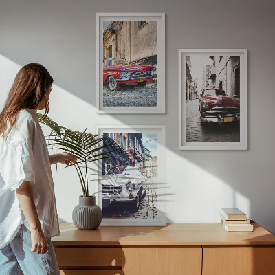 Conjunto de 3 quadros com moldura Carros clássicos nas cidades
