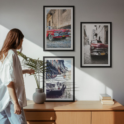 Conjunto de 3 quadros com moldura Carros clássicos nas cidades