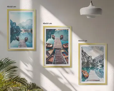 Conjunto de quadros para sala de estar com tema de píeres do lago e barcos