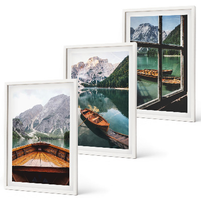 Conjunto de 3 quadros com moldura janela de barcos no lago da montanha