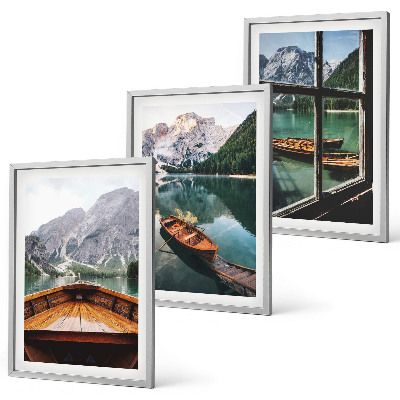 Conjunto de 3 quadros com moldura janela de barcos no lago da montanha