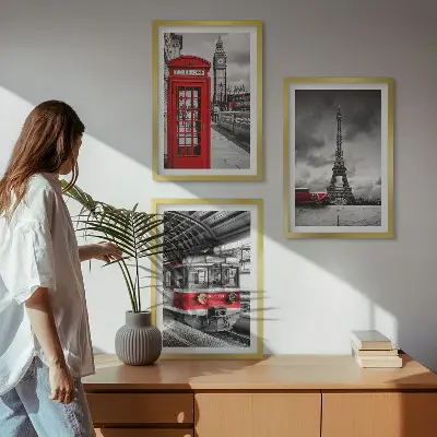 Conjunto de quadros para sala de estar com ícones do transporte de Londres e Paris
