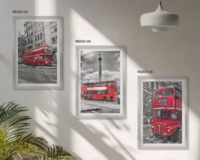 Conjunto de 3 quadros com moldura estampa de ônibus vermelhos em Londres