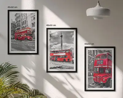 Conjunto de 3 quadros com moldura estampa de ônibus vermelhos em Londres