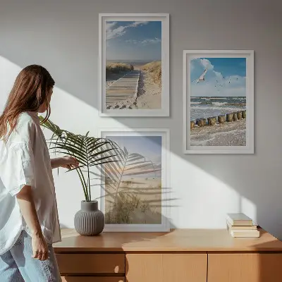 Conjunto de quadros para sala de estar com tema de praia, areia, ondas, céu e pássaros