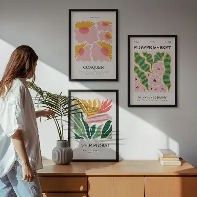 Conjunto de quadros para sala de estar com estampas modernas de flores e folhas