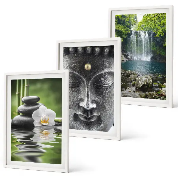 Composição de quadros moderna com a estampa de Buda e pedras da harmonia