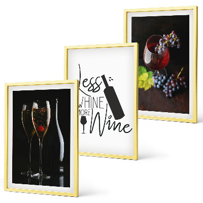 Conjunto de 3 quadros com moldura Taças de vinho com uvas e inscrição