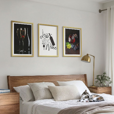 Conjunto de 3 quadros com moldura Taças de vinho com uvas e inscrição