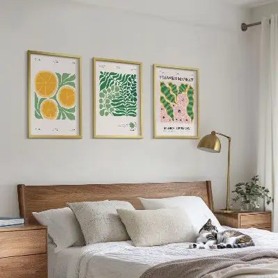 Conjunto de quadros para sala de estar com motivos de frutas e plantas em tons pastel
