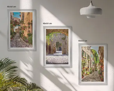 Composição de quadros moderna com estética de ruas italianas, flores e arquitetura