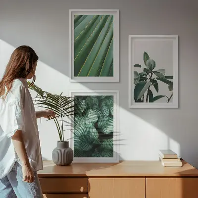Conjunto de 3 quadros com moldura com estampa de folhas tropicais estéticas
