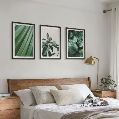 Conjunto de 3 quadros com moldura com estampa de folhas tropicais estéticas