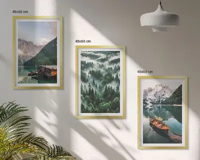 Conjunto de quadros para sala de estar barco em lago na floresta com montanha e neblina