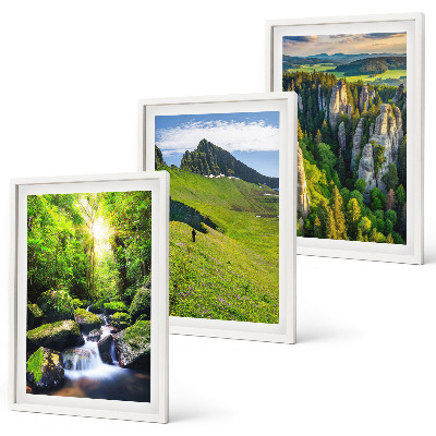 Conjunto de 3 quadros com moldura Floresta de cachoeiras nas montanhas verdes