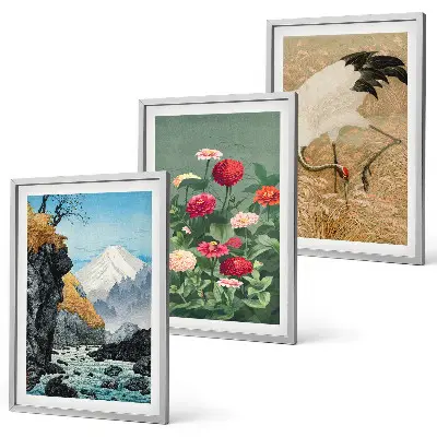 Conjunto de 3 quadros com moldura de paisagem montanhosa com rio flores e garças