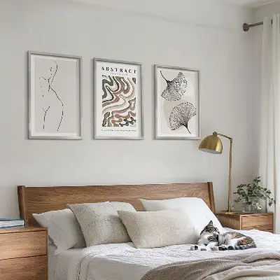 Conjunto de 3 quadros com moldura estampa de formas abstratas estilo boho