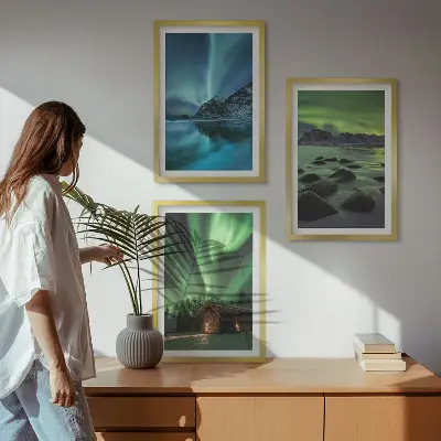 Composição de quadros moderna com paisagens de inverno, aurora boreal e montanhas