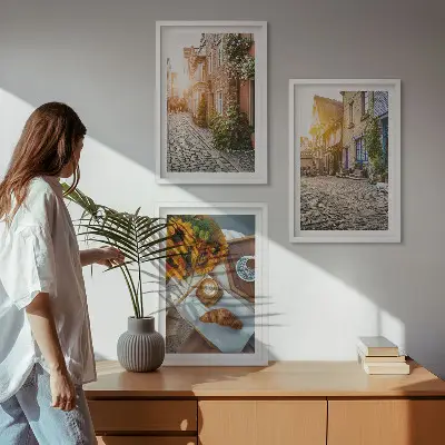 Conjunto de quadros para sala de estar com estampa de ruas, café e girassóis