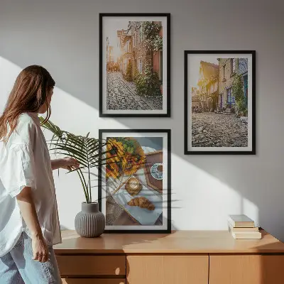 Conjunto de quadros para sala de estar com estampa de ruas, café e girassóis