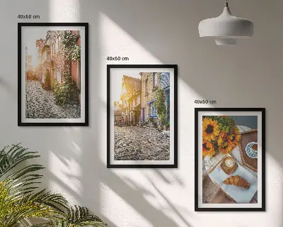 Conjunto de quadros para sala de estar com estampa de ruas, café e girassóis