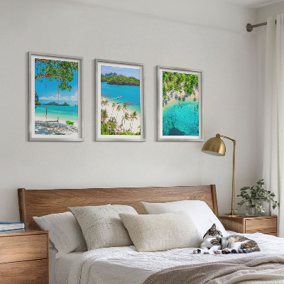 Conjunto de 3 quadros com moldura Praias, palmeiras, água cristalina