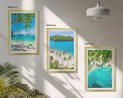 Conjunto de 3 quadros com moldura de praias com palmeiras e água cristalina
