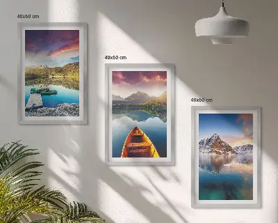 Composição de quadros moderna com paisagens de lagos, montanhas e barcos