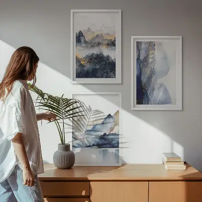Conjunto de quadros para sala de estar com paisagens montanhosas em tons de azul e cinza