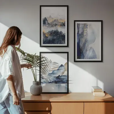 Conjunto de quadros para sala de estar com paisagens montanhosas em tons de azul e cinza