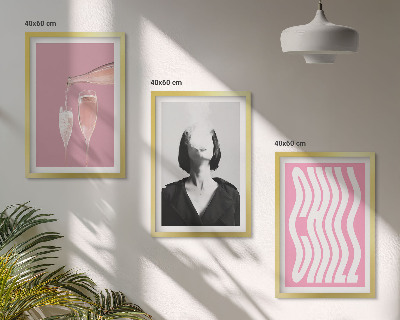 Conjunto de 3 quadros com moldura Retrato elegante com champanhe para relaxar