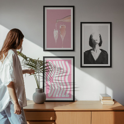 Conjunto de 3 quadros com moldura Retrato elegante com champanhe para relaxar