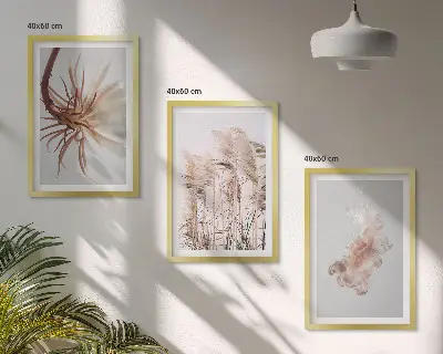 Conjunto de quadros para sala de estar com estampa de flores silvestres e fundo claro