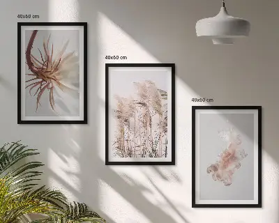 Conjunto de quadros para sala de estar com estampa de flores silvestres e fundo claro