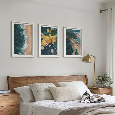 Composição de quadros moderna com praia, limões e montanhas