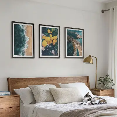Composição de quadros moderna com praia, limões e montanhas