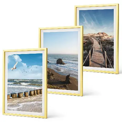 Conjunto de 3 quadros com moldura ondas da praia e caminhada no píer suspenso