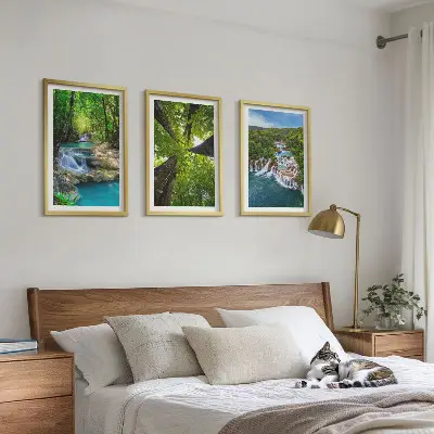 Conjunto de quadros para sala de estar com estampa de cachoeiras e floresta verde água