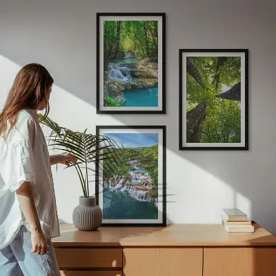 Conjunto de quadros para sala de estar com estampa de cachoeiras e floresta verde água