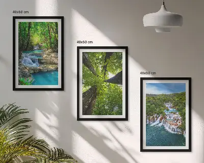 Conjunto de quadros para sala de estar com estampa de cachoeiras e floresta verde água