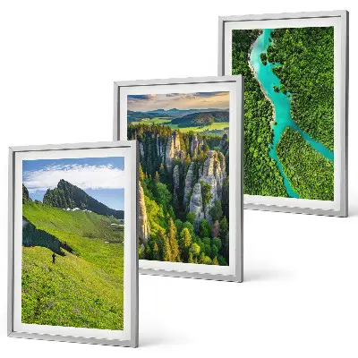 Composição de quadros moderna paisagem de montanhas com rochas e rio verde