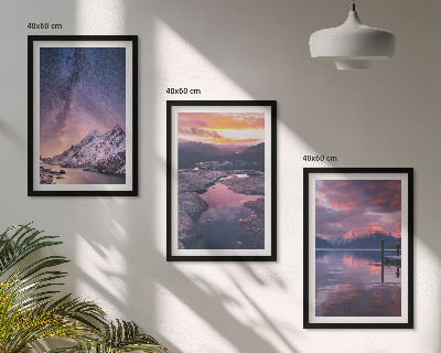 Conjunto de 3 quadros com moldura Montanhas, água, paisagens belíssimas