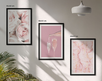 Composição de quadros moderna fundo de mármore com rosas champanhe