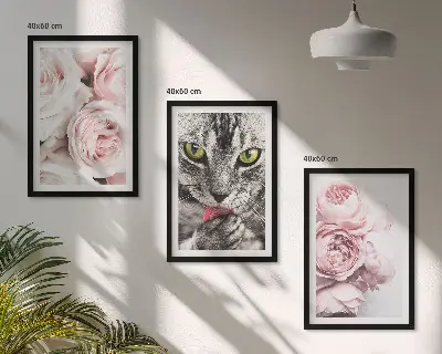 Conjunto de 3 quadros com moldura estampa de gato em flores cor-de-rosa
