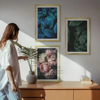 Composição de quadros moderna com folhas e flores em cores variadas