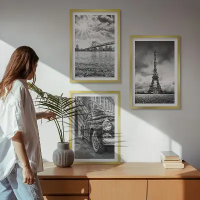 Conjunto de 3 quadros com moldura com vistas da cidade, pontes e Torre Eiffel