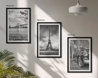 Conjunto de 3 quadros com moldura com vistas da cidade, pontes e Torre Eiffel