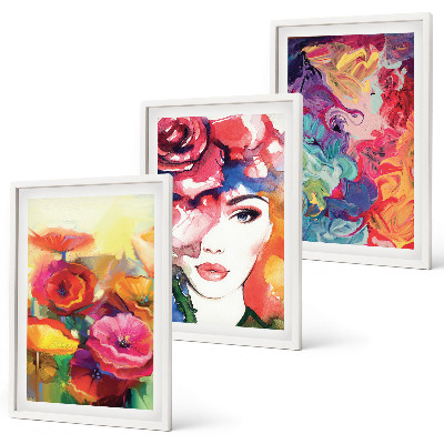 Composição de quadros moderna Retrato intenso de uma mulher com flores.
