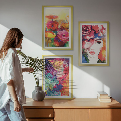 Composição de quadros moderna Retrato intenso de uma mulher com flores.